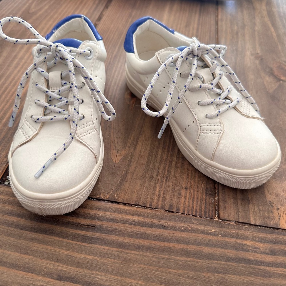 Boys Crewcuts White Leather Sneaker‎ Size 11